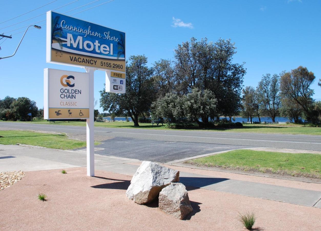 לייקס אינטרנס Cunningham Shore Motel מראה חיצוני תמונה