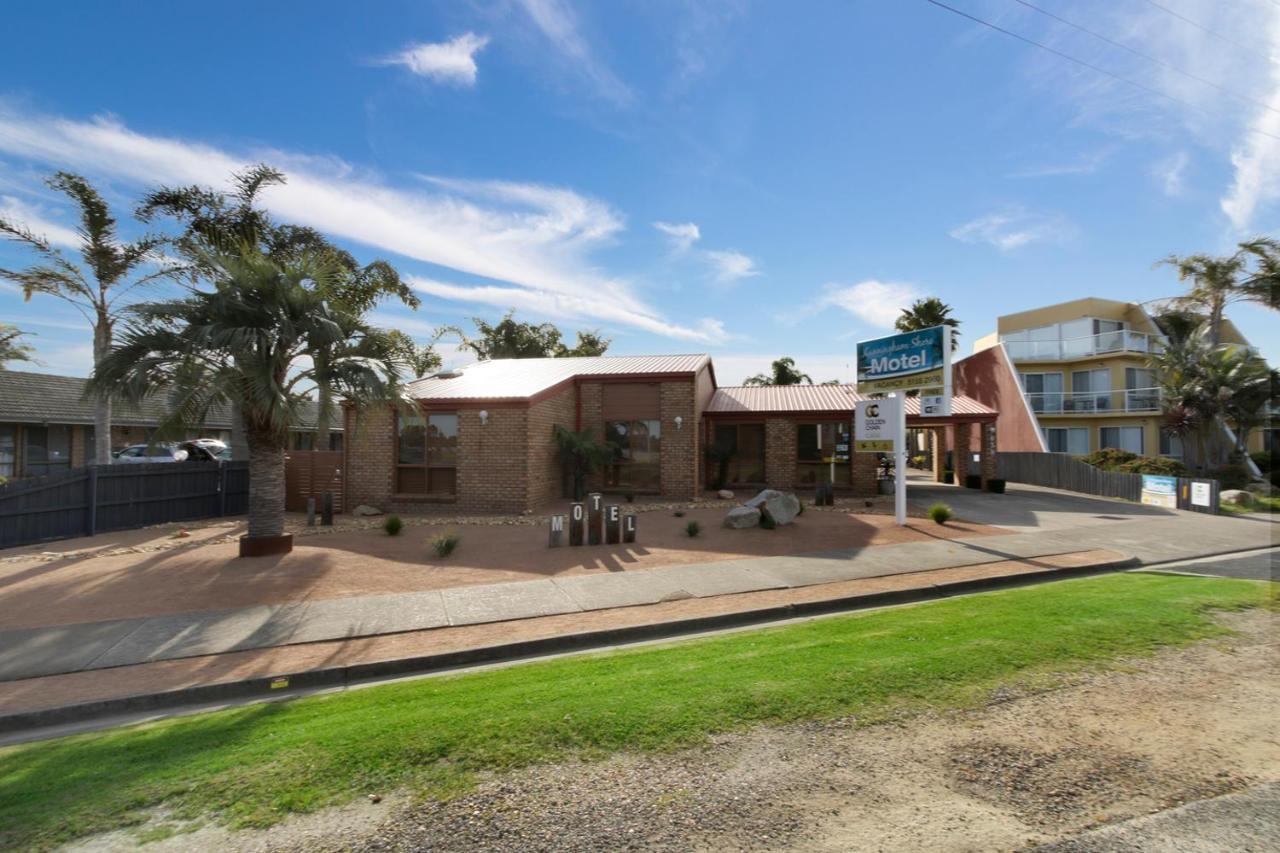 לייקס אינטרנס Cunningham Shore Motel מראה חיצוני תמונה