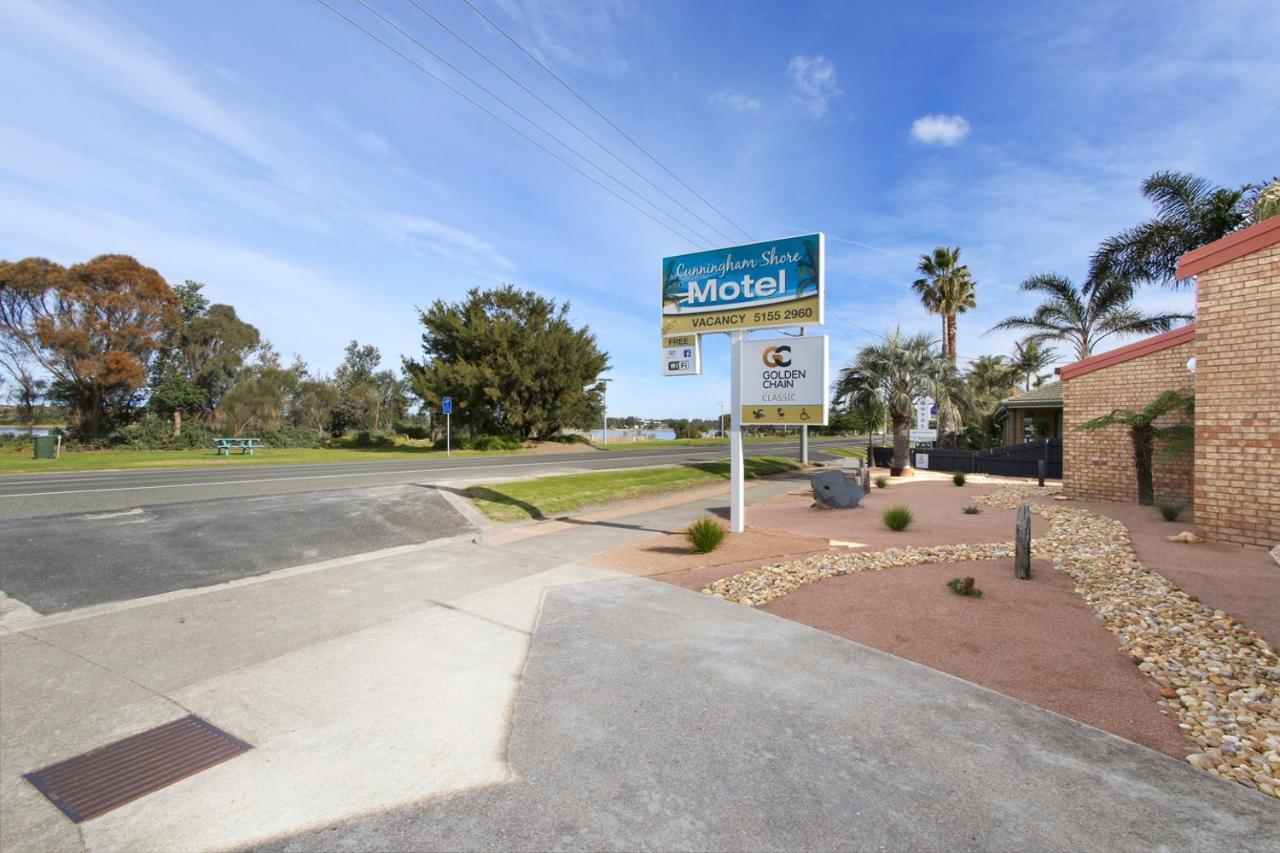 לייקס אינטרנס Cunningham Shore Motel מראה חיצוני תמונה