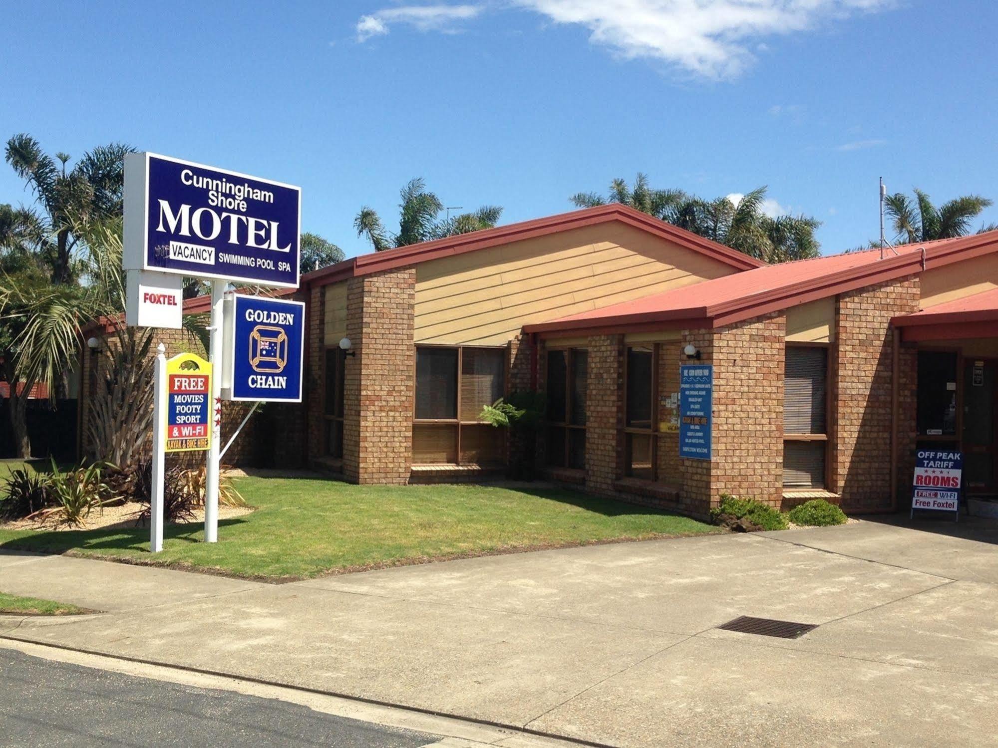 לייקס אינטרנס Cunningham Shore Motel מראה חיצוני תמונה